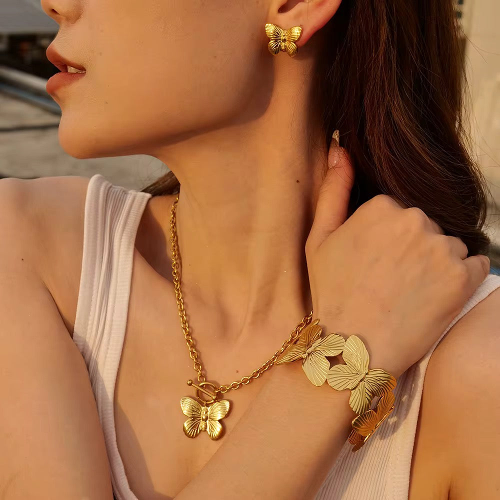 BUTTERFLY CUFF