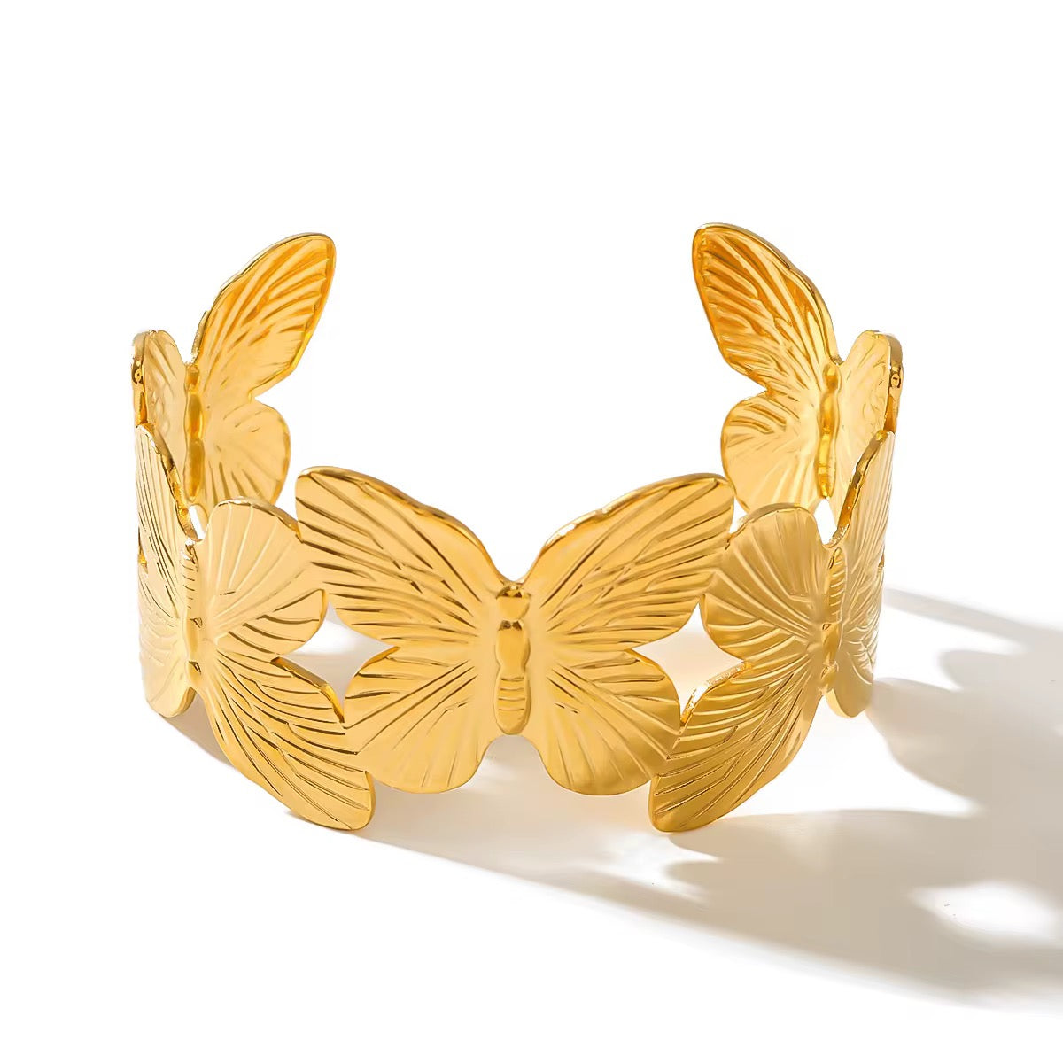 BUTTERFLY CUFF