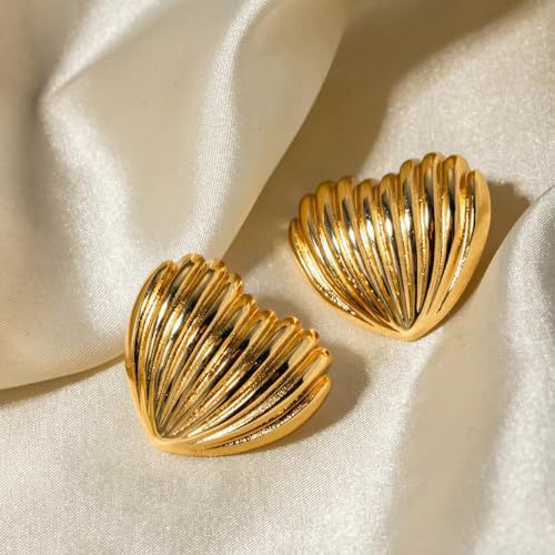 RIBBED HEARTS