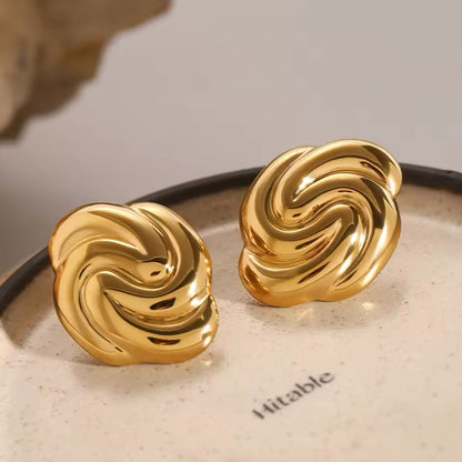 CHEZ EARRING
