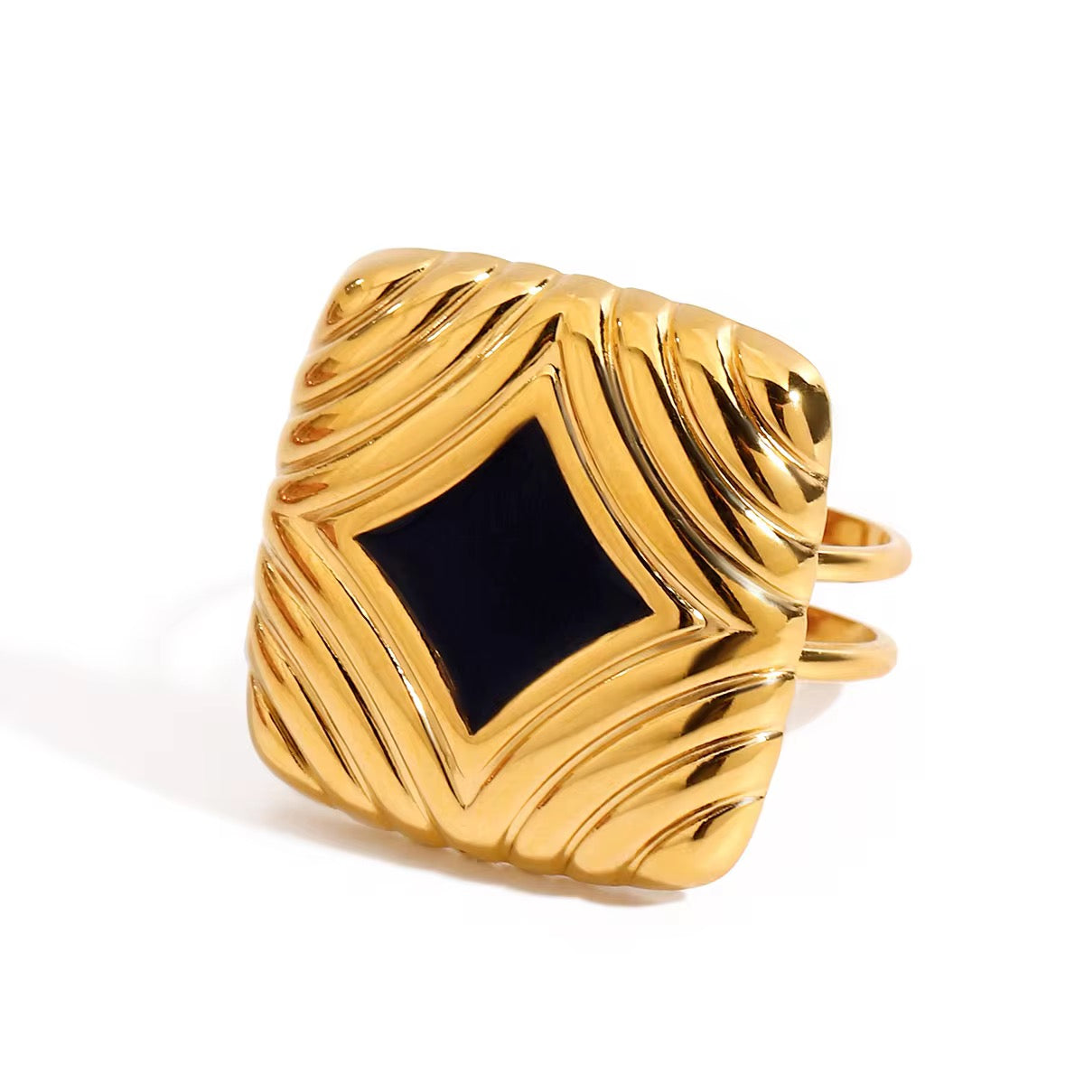 EYES OUT RING