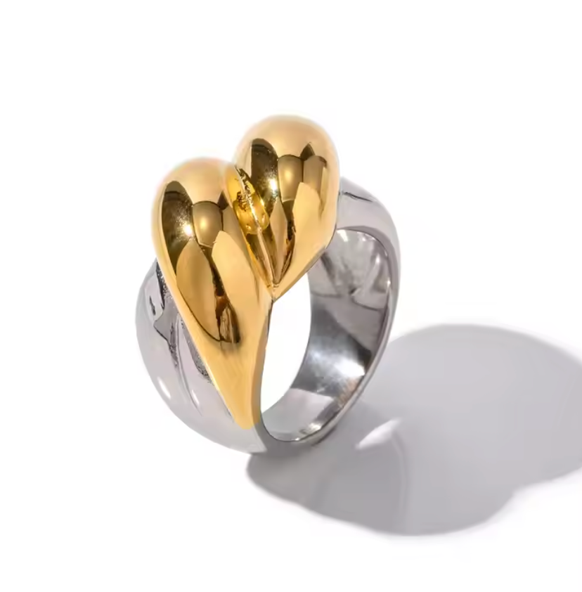 CROISSANT RING